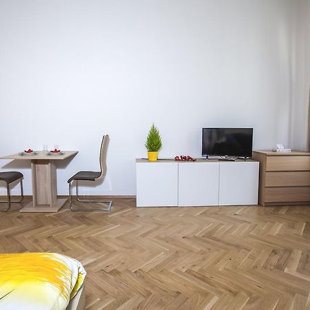 Beautiful Central Apartment Thamova Praha Exteriér fotografie