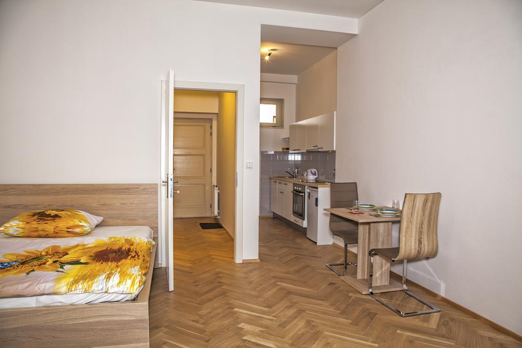Beautiful Central Apartment Thamova Praha Exteriér fotografie